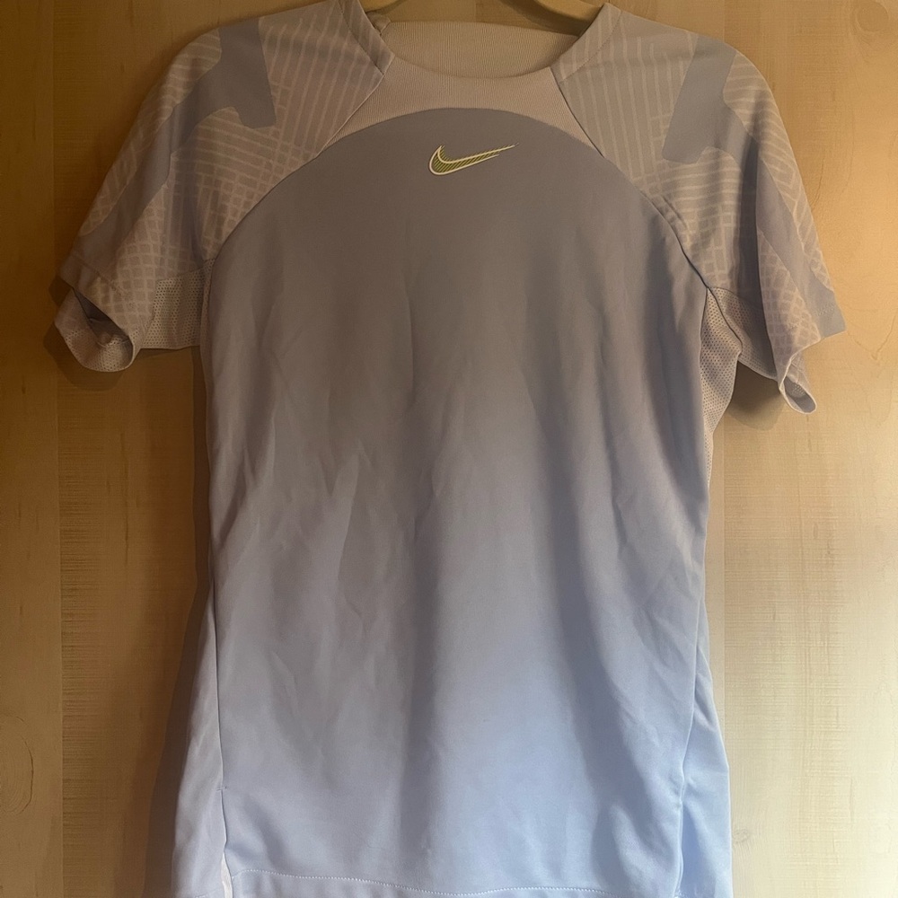 Nike Light Purple Slim Fit Jersey